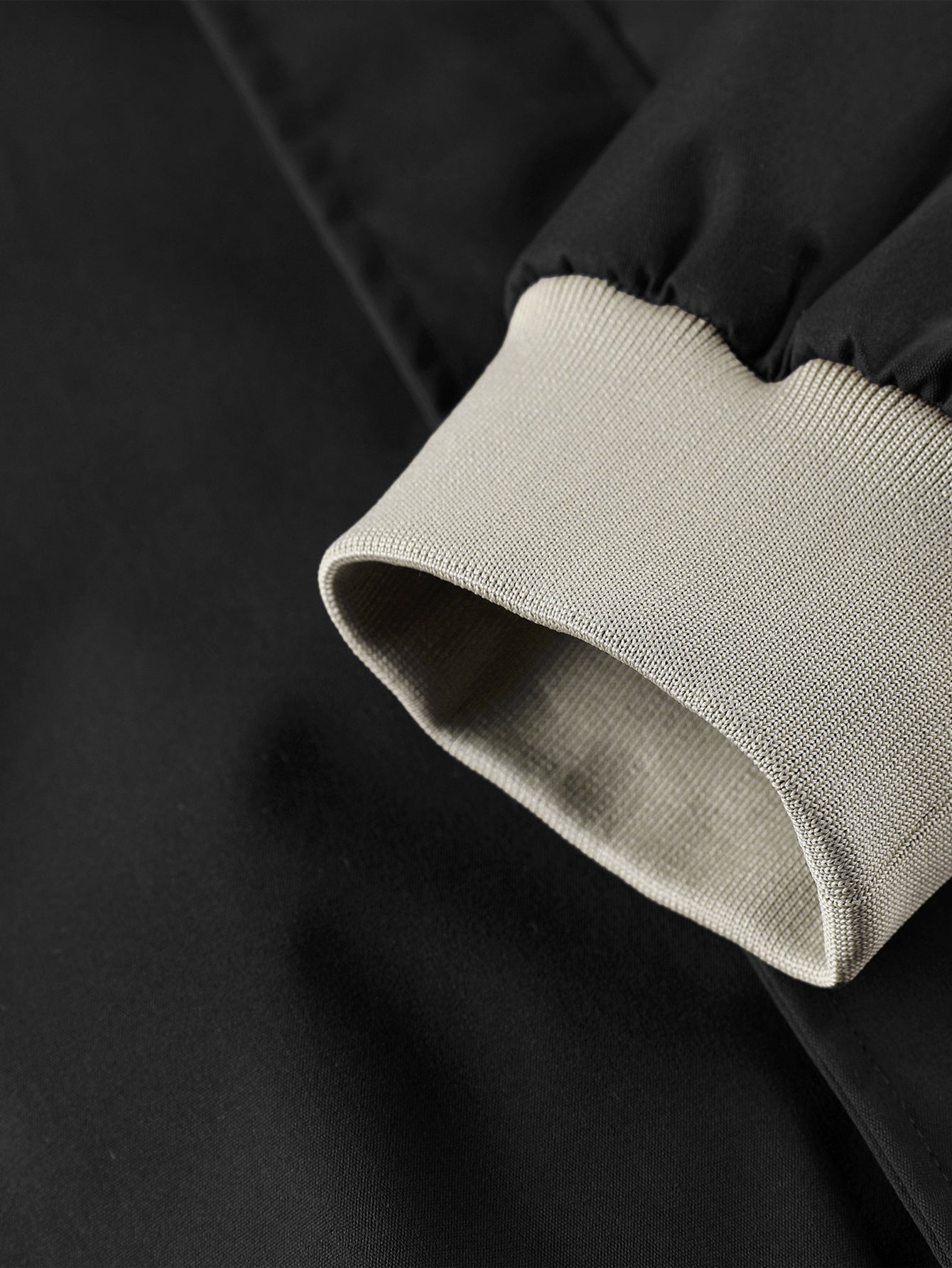 Men’s Classic Two-Tone Bomber Jacket | Stylish Lightweight Windproof Outerwear for Everyday Confidence