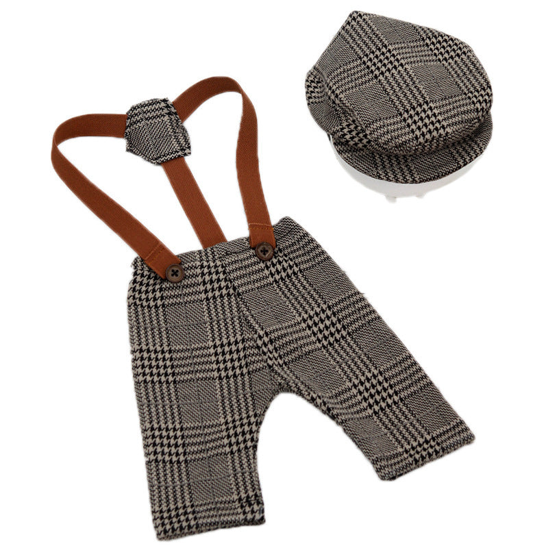 Vintage Plaid Baby Photoshoot Outfit with Suspender Pants & Newsboy Cap | Unisex Newborn Photography Set (0–12 Months)