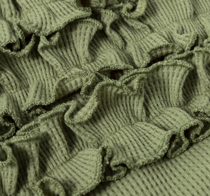 Soft Cotton Ruffle Baby Jumpsuit with Headband – Cozy Waffle Knit Long Sleeve Onesie for Girls (0–24M)