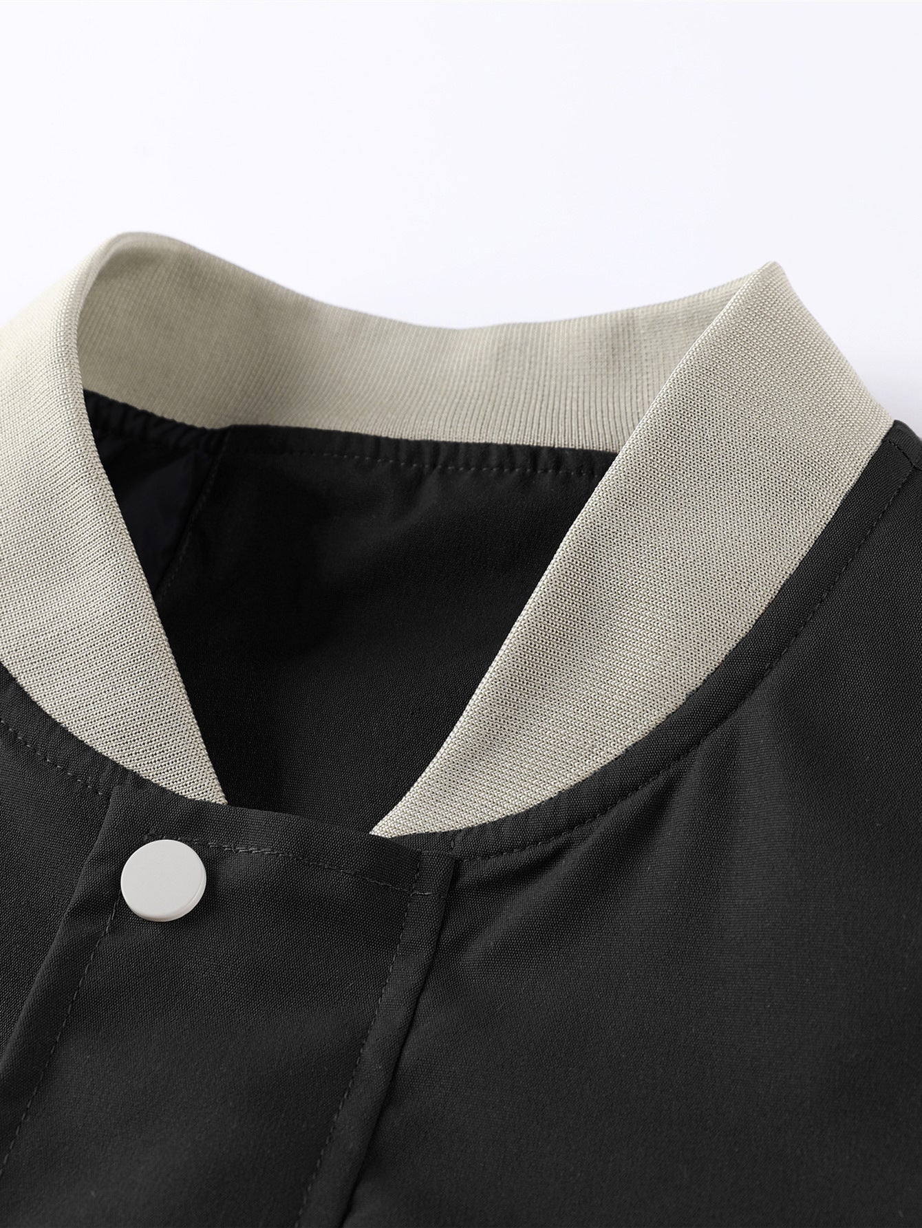 Men’s Classic Two-Tone Bomber Jacket | Stylish Lightweight Windproof Outerwear for Everyday Confidence