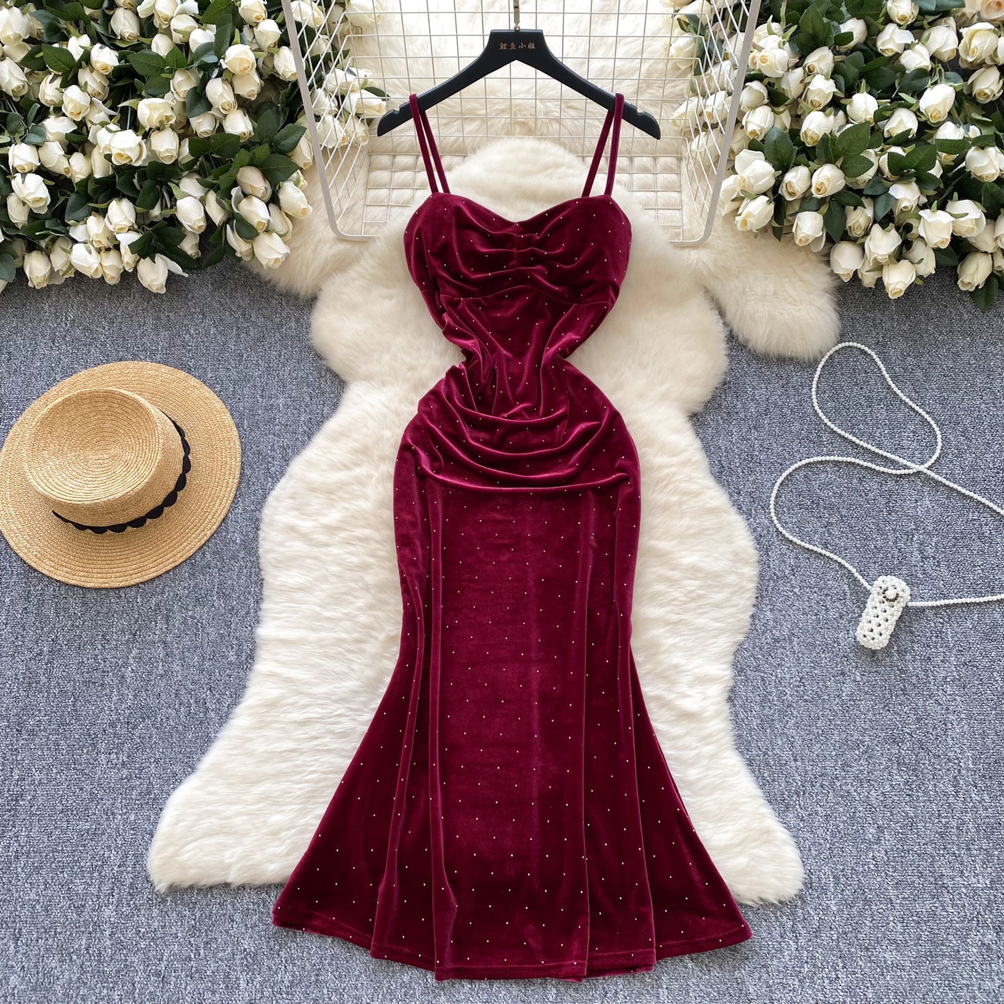 Velvet Rhinestone Bodycon Midi Dress – Elegant Sleeveless Evening Gown