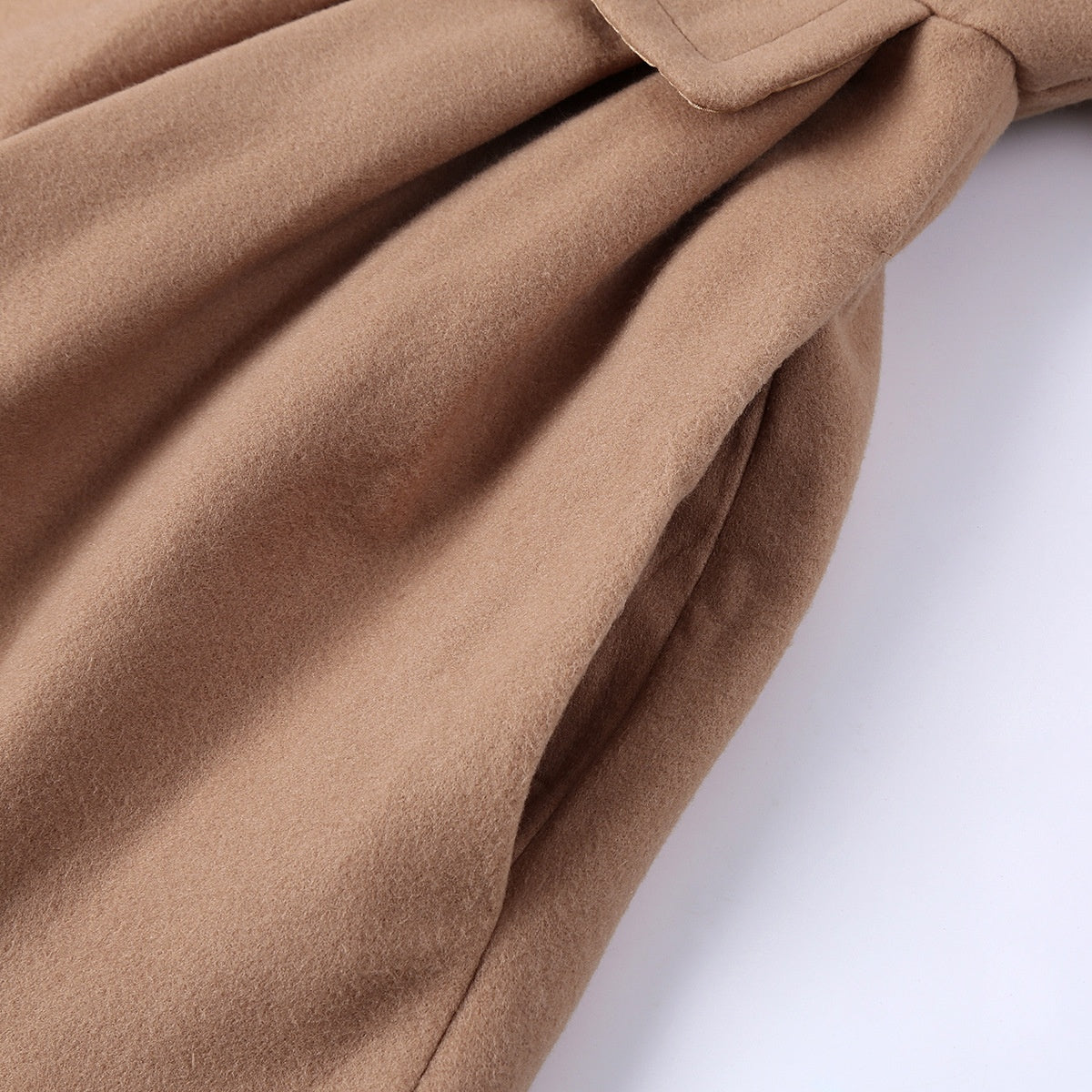 Elegant Faux Fur Collar Winter Coat for Women – Classic Double-Breasted Warm Wool Blend Jacket | Chic British Style Overcoat